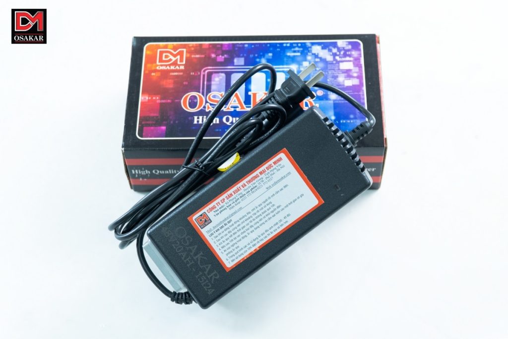 sạc xe điện không vào