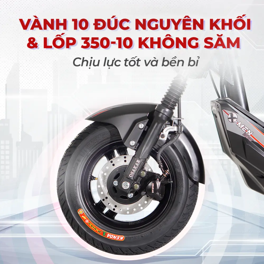 Với lốp không săm 3.50 - 10 tăng độ bám đường, xe điện Xmen có thể hạn chế tình trạng trơn trượt khi đi dưới trời mưa