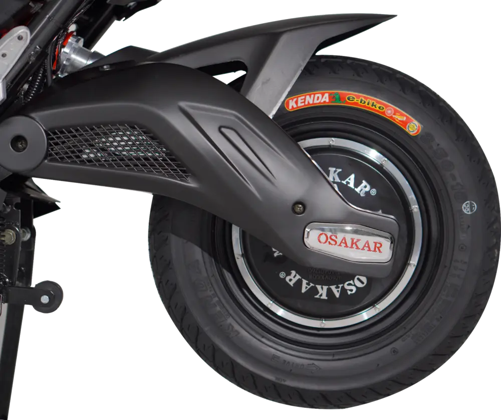 Xe điện Xmen OSAKAR sử dụng lốp Kenda 3.50 - 10 không săm, giúp bám đường cực tốt, an toàn vượt trội