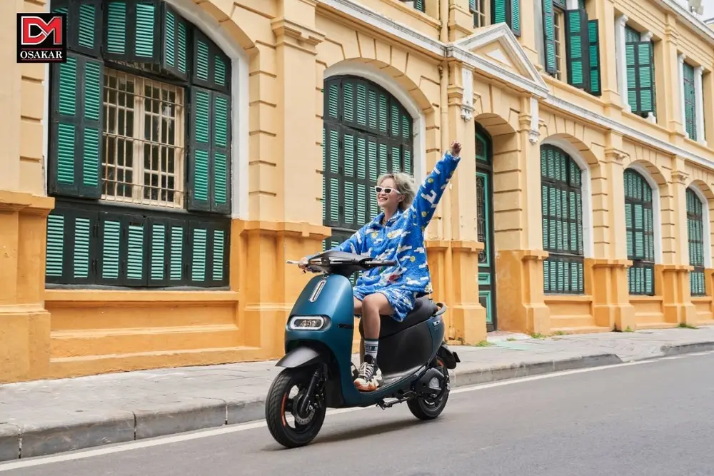 Chủ phương tiện cần tránh leo dốc khi bình điện yếu dưới 30% để hạn chế tình trạng tụt dốc bất ngờ và đảm bảo động cơ vận hành ổn định trong suốt hành trình