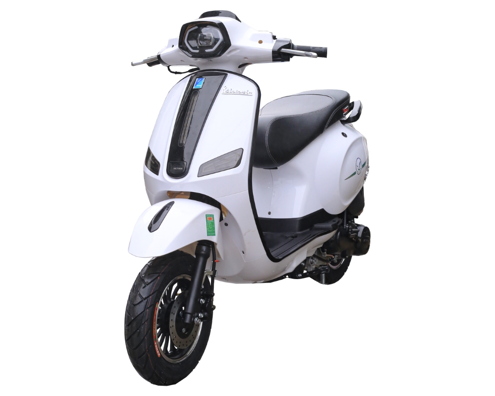 Victoria AT88 Pro - mẫu xe ga 50cc phong cách retro Ý được thiết kế thanh lịch và sang trọng với kiểu dáng đột phá