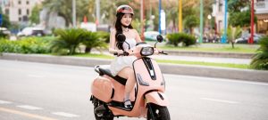 Xe máy điện 80km/h thuộc phân khúc cao cấp, tùy thương hiệu và công nghệ đi kèm