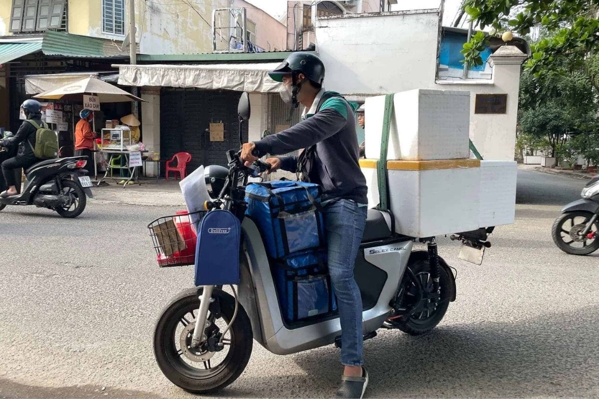Tuân thủ yêu cầu của pháp luật về các quy định khi chở hàng cồng kềnh