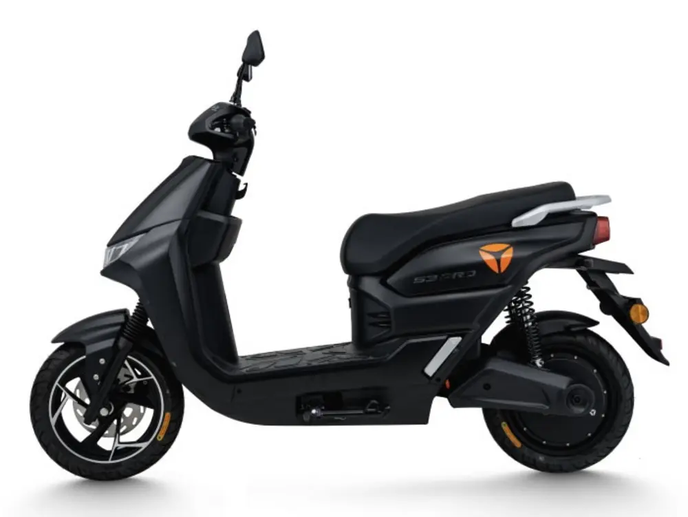 Vẻ ngoài gân guốc cùng khả năng tăng tốc ấn tượng biến Yadea S3 Pro thành mẫu xe điện đậm chất cá tính