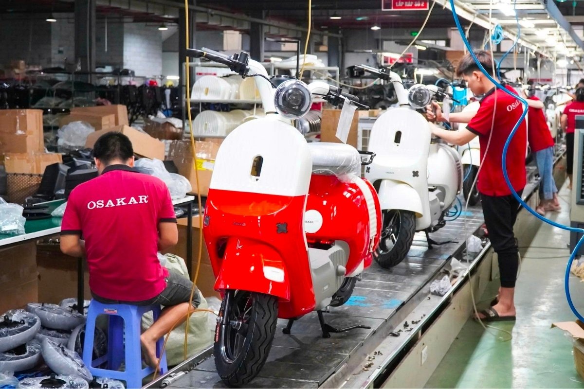 Giá xe điện MOMO cập nhật mới nhất 2025