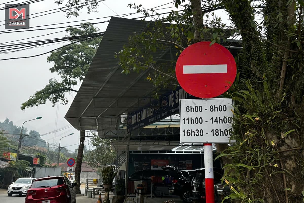 Biển cấm đi ngược chiều có biển phụ không?