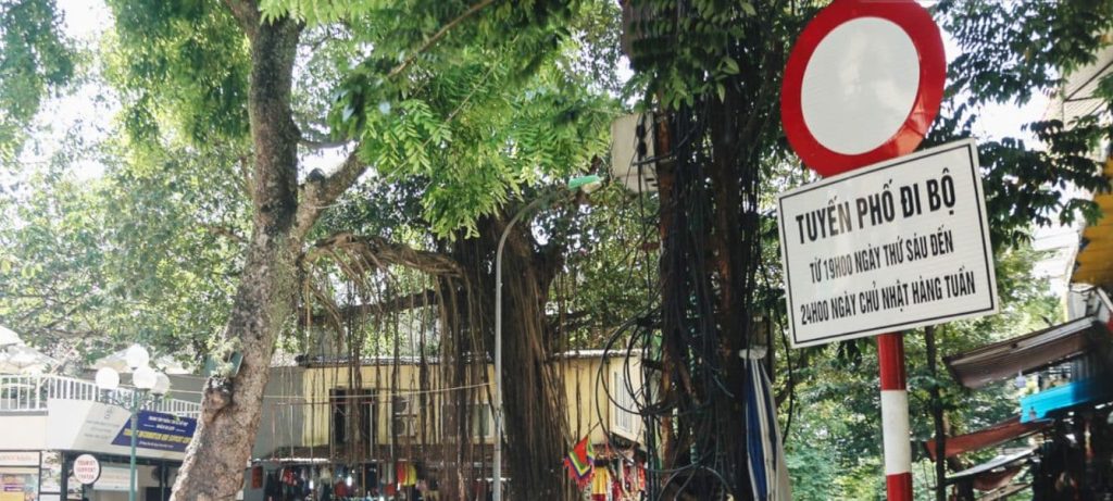 Biển báo đường cấm: Cấm xe gì, đặc điểm, mức phạt mới nhất