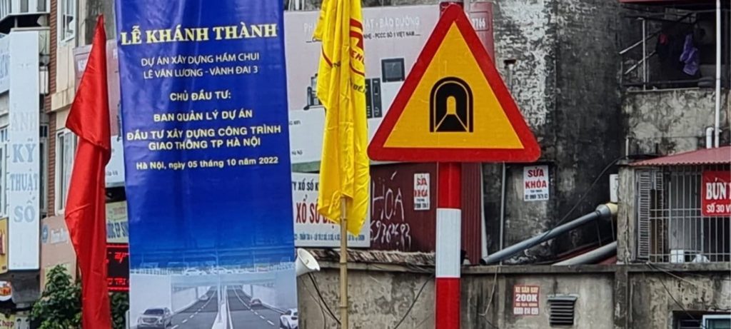Biển báo đường hầm