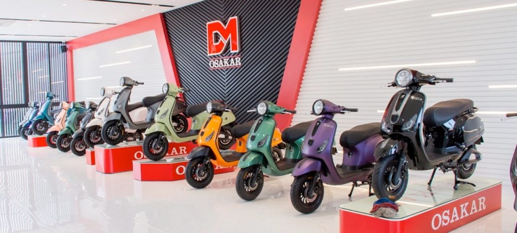 Mua xe có cần bằng lái không? Điều kiện đăng ký xe mới nhất