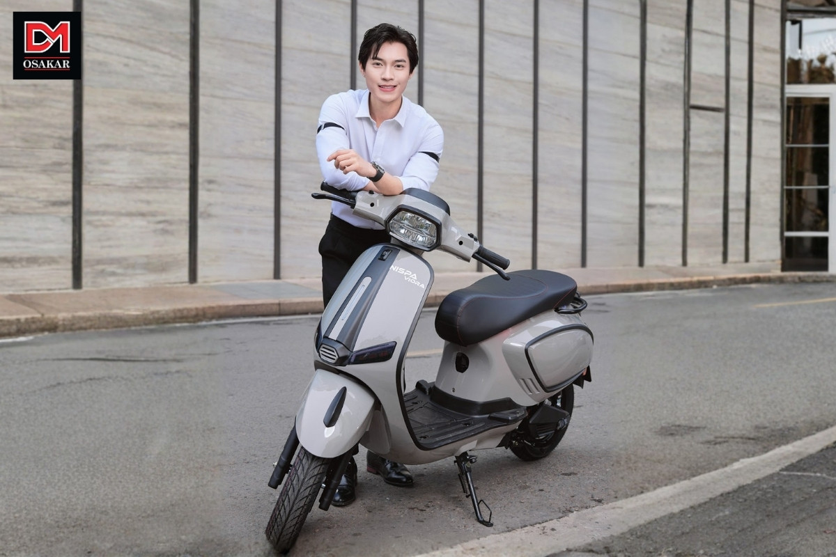 NISPA VIORA được OSAKAR định hình bởi phong cách Vespa thanh lịch