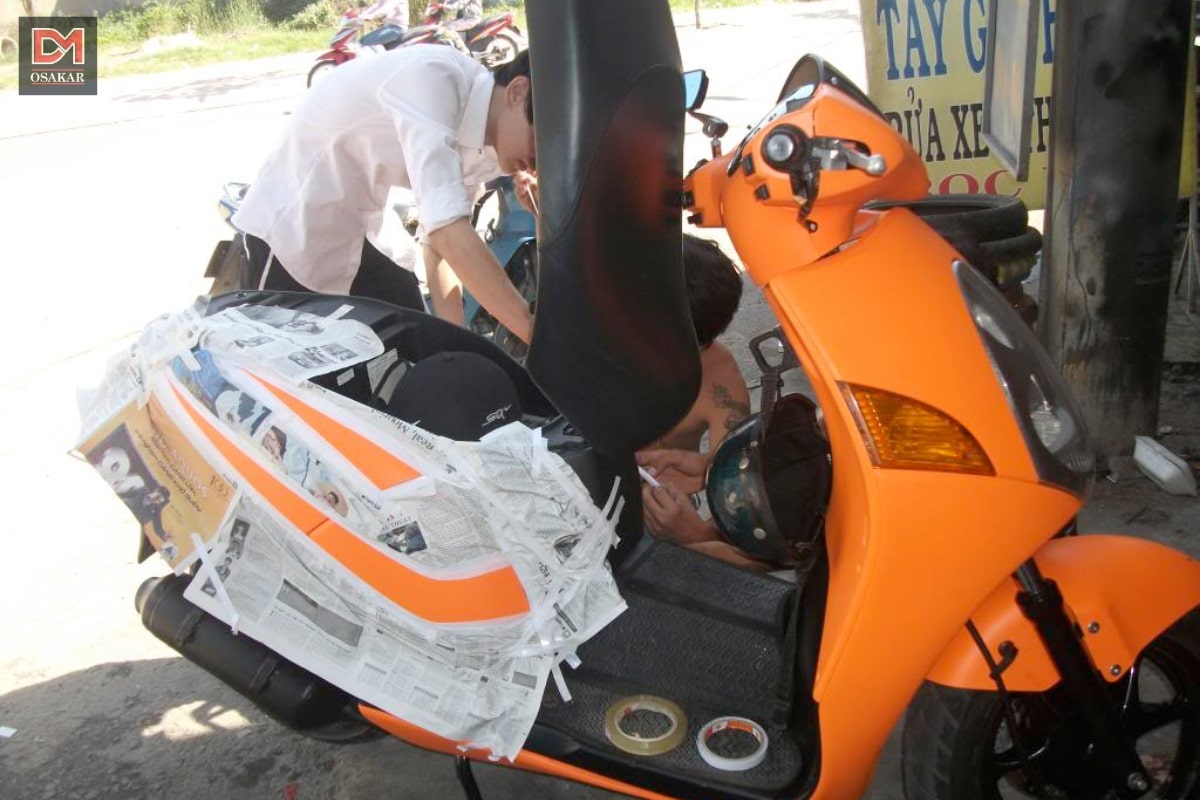 Có được đổi màu sơn xe máy không? Quy định về màu sơn xe máy hiện hành