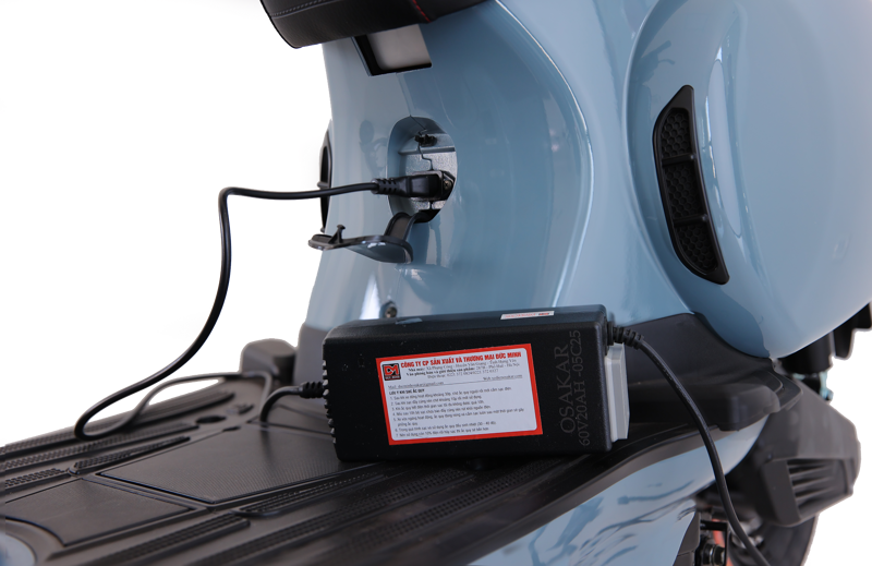 Người dùng cần 8 - 10 tiếng để sạc đầy bình cho hành trình mới