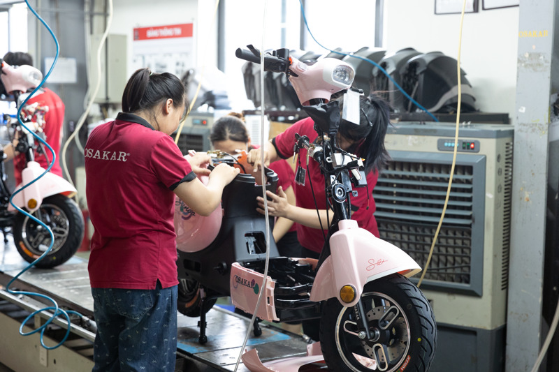 OSAKAR cam kết chất lượng sản phẩm vượt trội cùng chính sách bảo hành dài hạn, mang đến sự an tâm tuyệt đối cho phụ huynh - học sinh