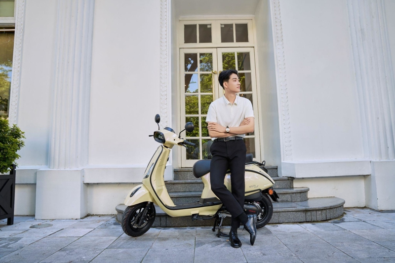 OSAKAR Viva P thu hút ánh nhìn nhờ ngoại hình nam tính, lịch lãm kết hợp cùng cơ chế phanh an toàn