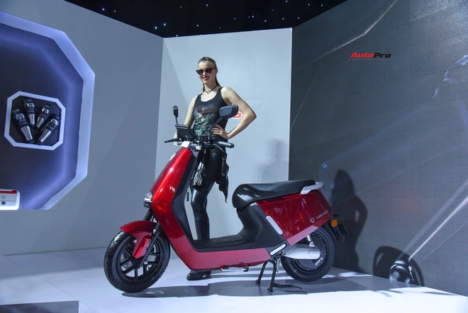 Xe máy điện Yadea có thể chịu tải trọng tới 150kg