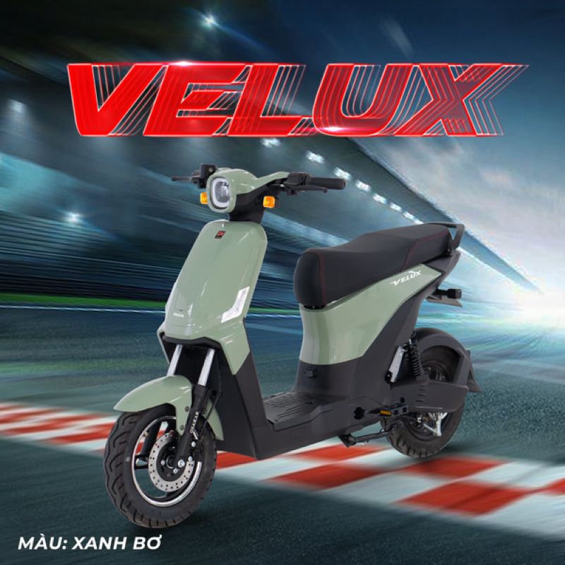 OSAKAR VELUX màu xanh bơ mang sắc hành Mộc tương sinh cho mệnh Hỏa, là lựa chọn thanh lịch, tối giản và hiện đại dành cho học sinh tuổi Mậu Tý 2008