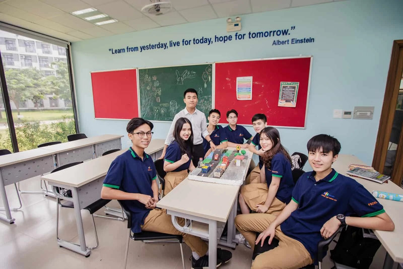 Các trường THPT ngoài công lập tại Hà Nội đang dần nâng cao uy tín nhờ đầu tư đồng bộ về cơ sở vật chất và đổi mới chương trình giảng dạy