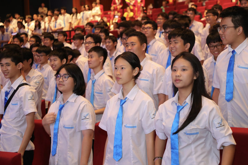 Trường THPT Chuyên Khoa học Tự nhiên sở hữu môi trường học tập mang đậm chất học thuật với các phòng thí nghiệm chuyên sâu