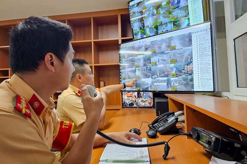 Hệ thống mắt thần tại khu vực Hoàn Kiếm giám sát chặt chẽ các lỗi dừng đỗ trái phép