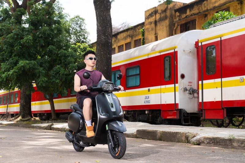 Mẫu xe 50cc Rova P chính hãng OSAKAR với thiết kế tinh tế, phù hợp cho học sinh, sinh viên không cần bằng lái