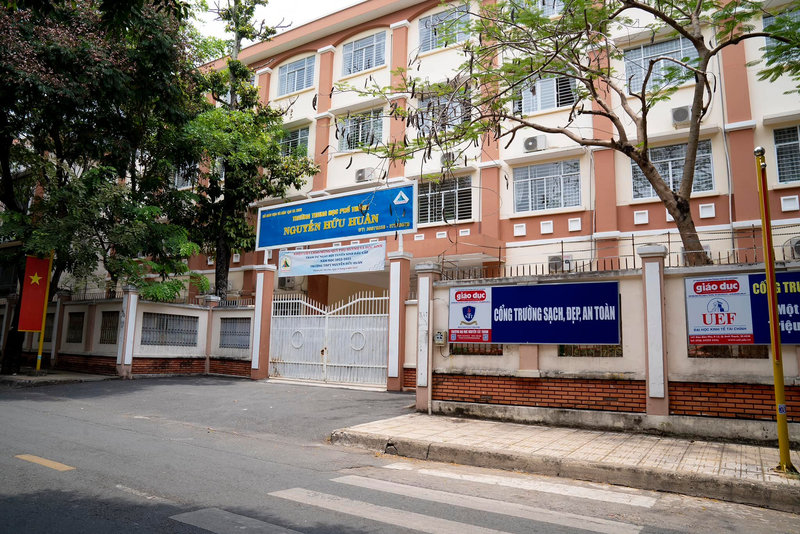 THPT Nguyễn Hữu Huân