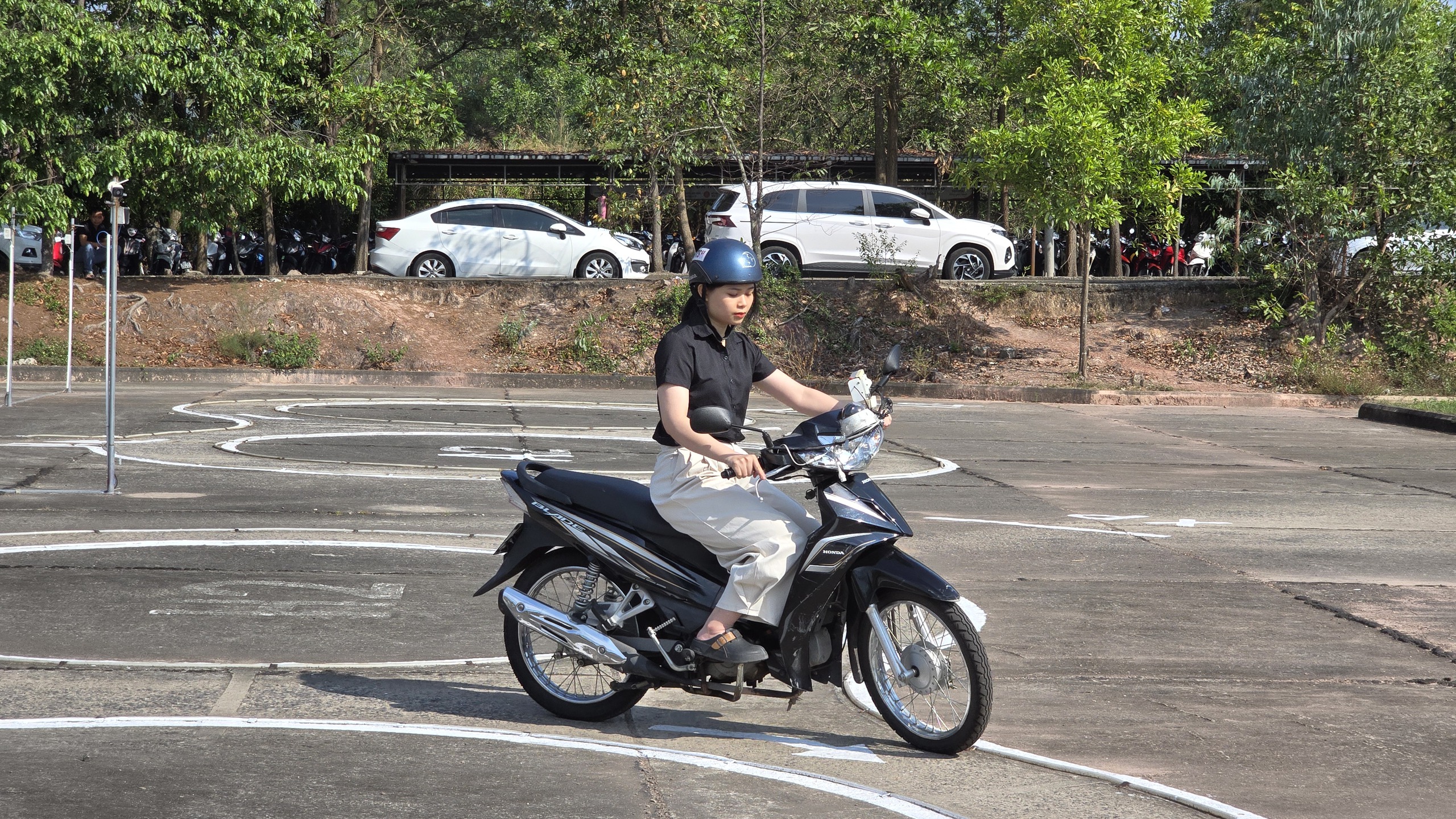 Học viên thi bằng lái xe máy tại Đà Nẵng