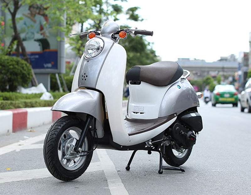 Xe Scoopy 50cc sở hữu đường nét bo tròn dễ thương