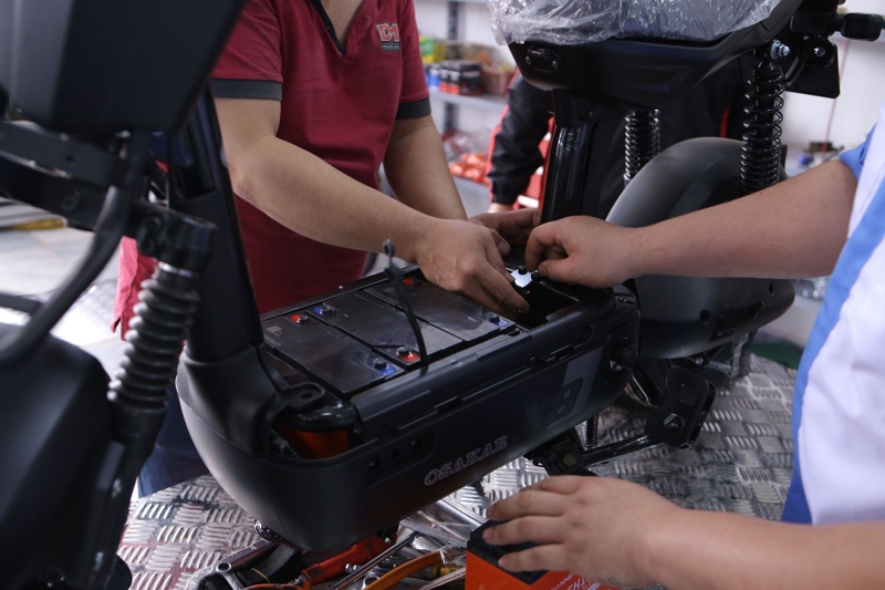 Người lái nên đem xe máy đi kiểm tra tại trung tâm kỹ thuật uy tín để xác định lỗi và sửa chữa