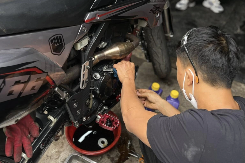 Kiểm tra xe thường xuyên giúp phát hiện sớm các dấu hiệu xuống cấp của động cơ và hệ truyền động