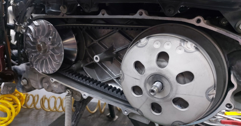 Bộ truyền động CVT có thể làm toàn xe rung giật khi đề-pa nhưng không phải nguyên nhân duy nhất khiến tay lái mất ổn định.