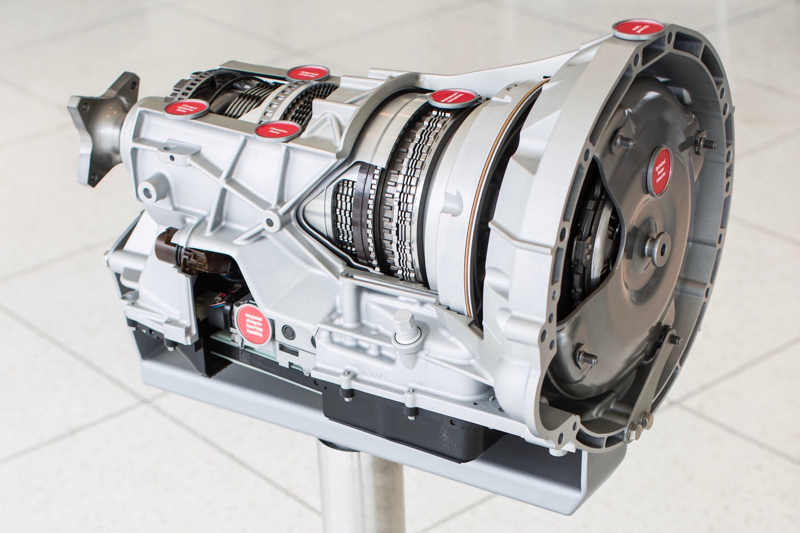 Sự kết hợp giữa động cơ và hộp số CVT giúp xe vận hành hiệu quả và ổn định trong nhiều điều kiện khác nhau