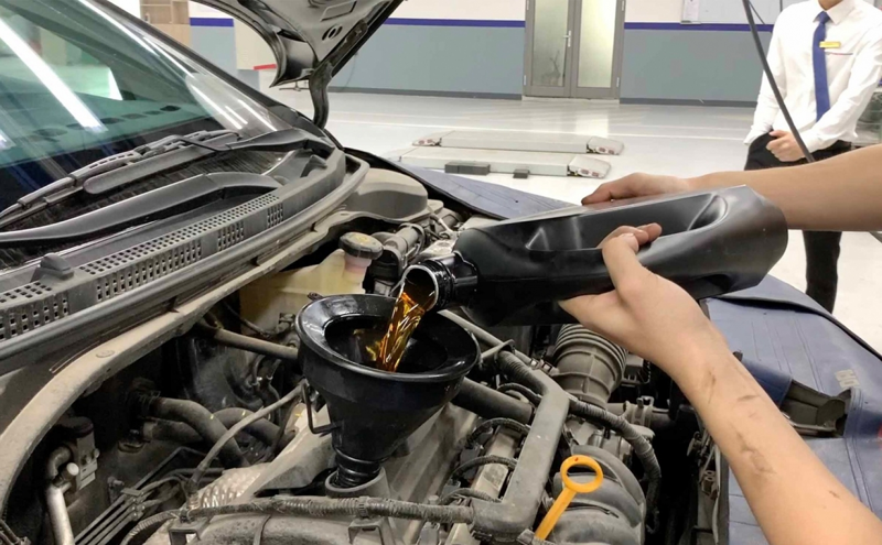 Thay dầu hộp số đúng định kỳ giúp hộp số CVT vận hành ổn định và duy trì độ bền lâu dài