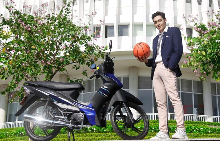Xe máy 50cc SYM Elegant 50cc được mệnh danh là "vua bền bỉ" trong phân khúc xe số dung tích nhỏ dành cho nam giới