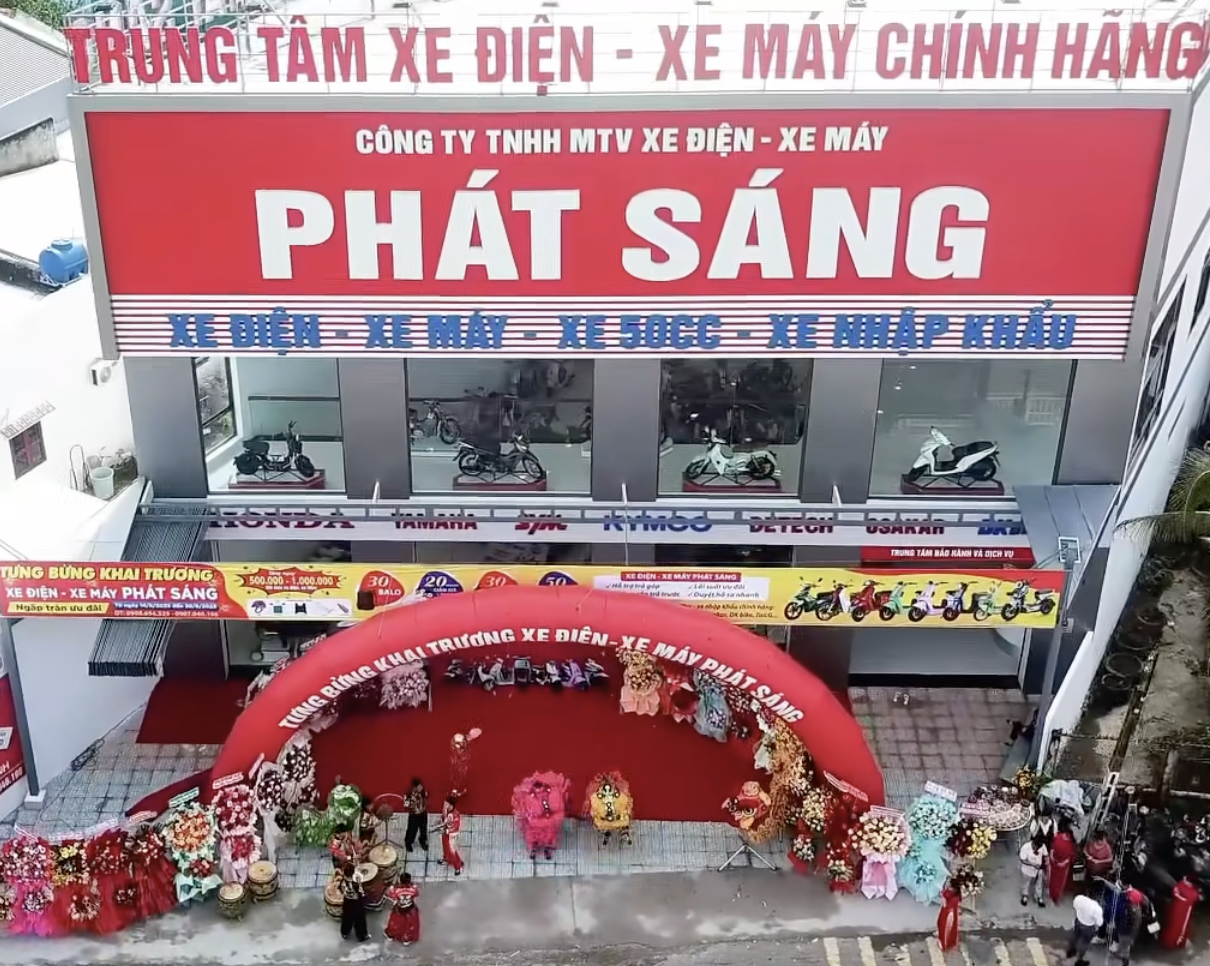 Cửa hàng xe điện Phát Sáng tại Bến Tre.