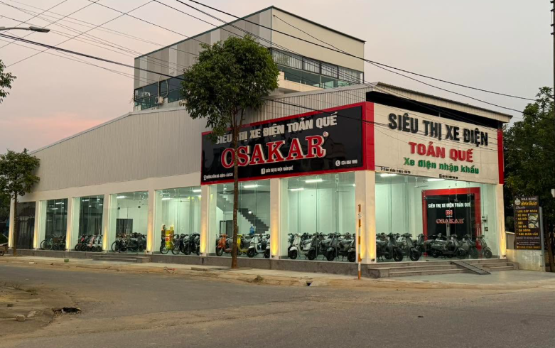 Cửa hàng xe điện Toản Quế.