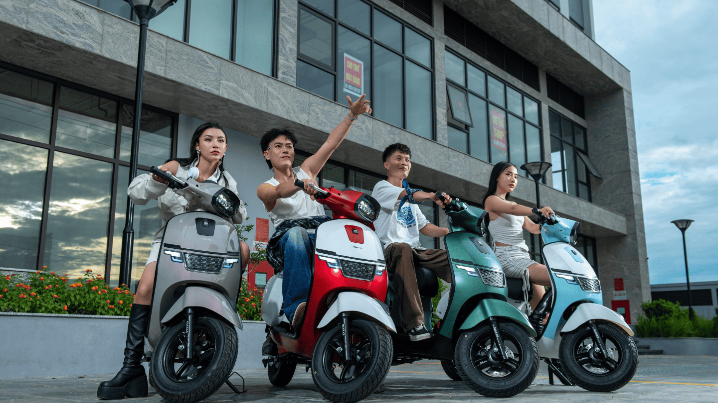OSAKAR Rova dáng scooter vuông vức với phanh đĩa hai bánh cho nam sinh viên