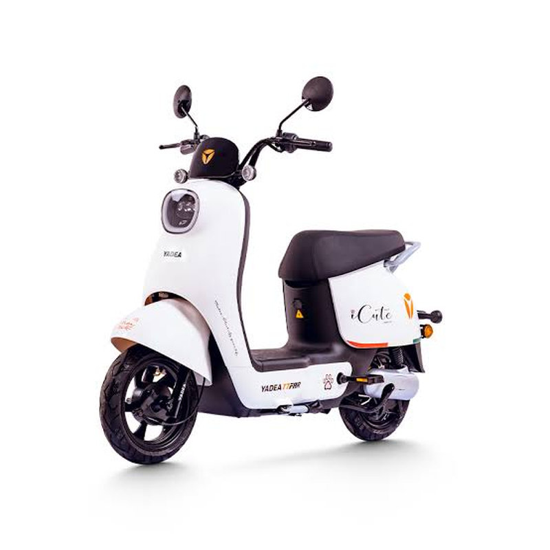 Yadea i-Cute là xe máy điện đẹp cho nữ với thiết kế mini bo tròn dễ thương