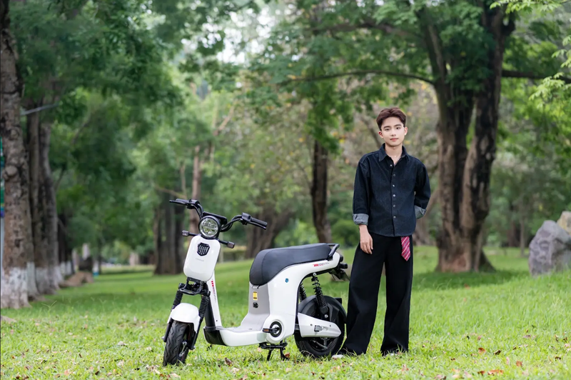 Học sinh cấp 2 có thể sử dụng các mẫu xe có vận tốc tối đa không quá 25 km/h. 